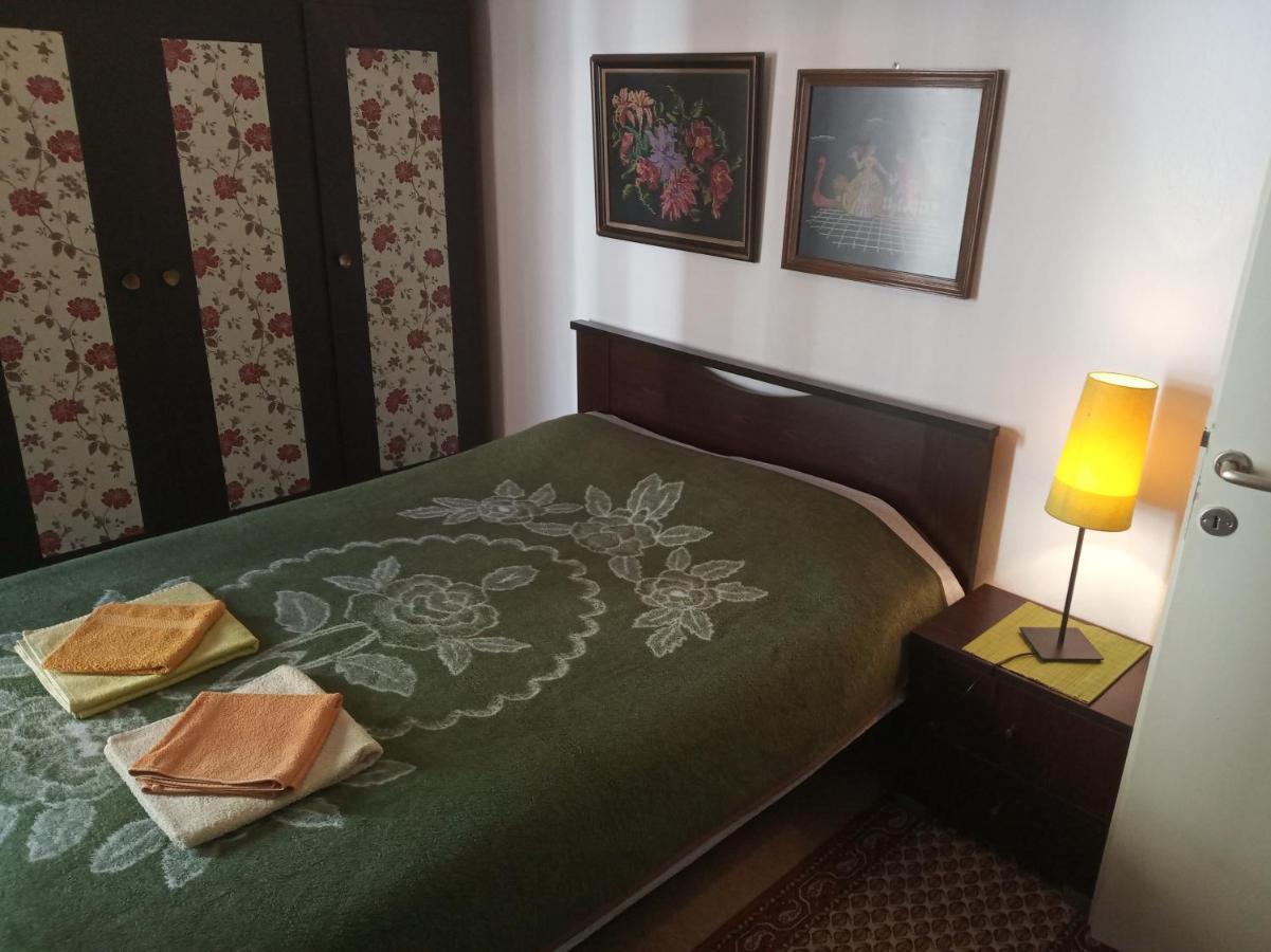 Cosy Penthouse -Up To 6 Guests- In The City Centre! เทสซาโลนิกิ ภายนอก รูปภาพ
