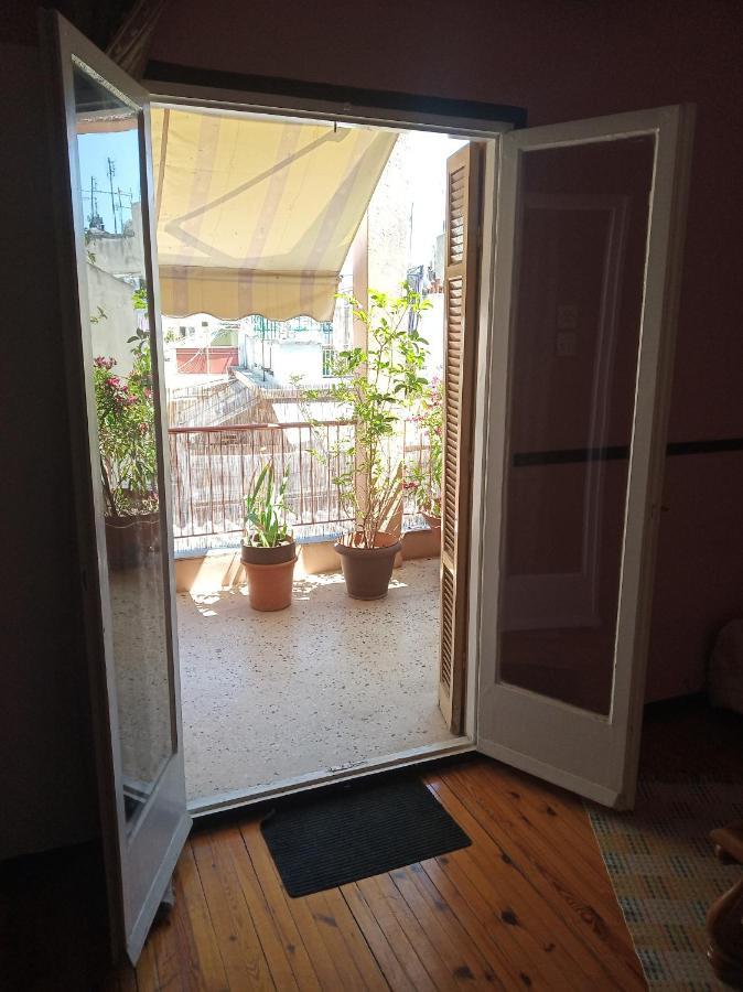 Cosy Penthouse -Up To 6 Guests- In The City Centre! เทสซาโลนิกิ ภายนอก รูปภาพ
