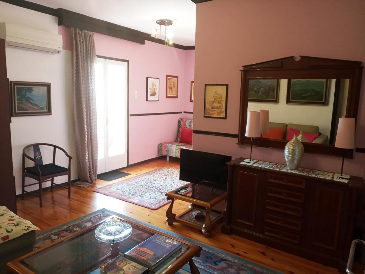 Cosy Penthouse -Up To 6 Guests- In The City Centre! เทสซาโลนิกิ ภายนอก รูปภาพ