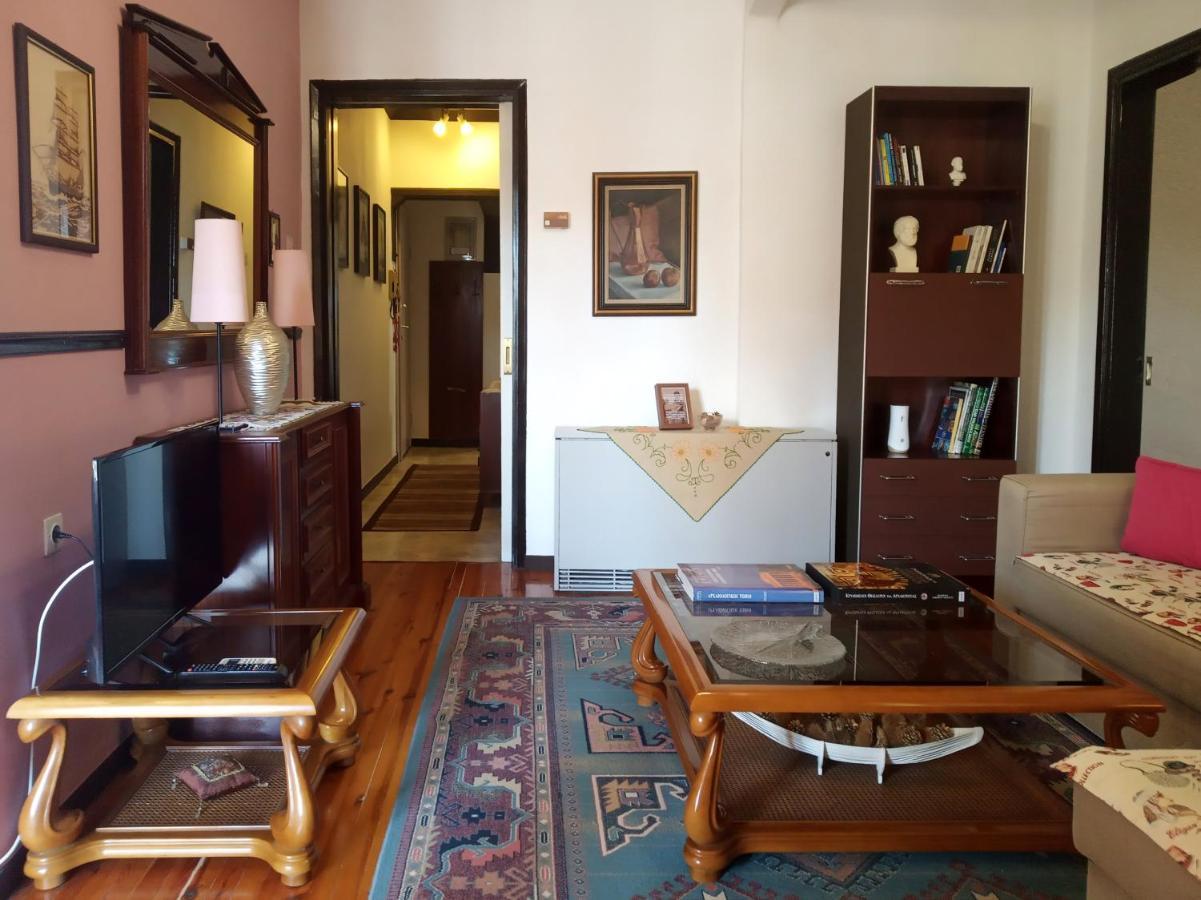 Cosy Penthouse -Up To 6 Guests- In The City Centre! เทสซาโลนิกิ ภายนอก รูปภาพ